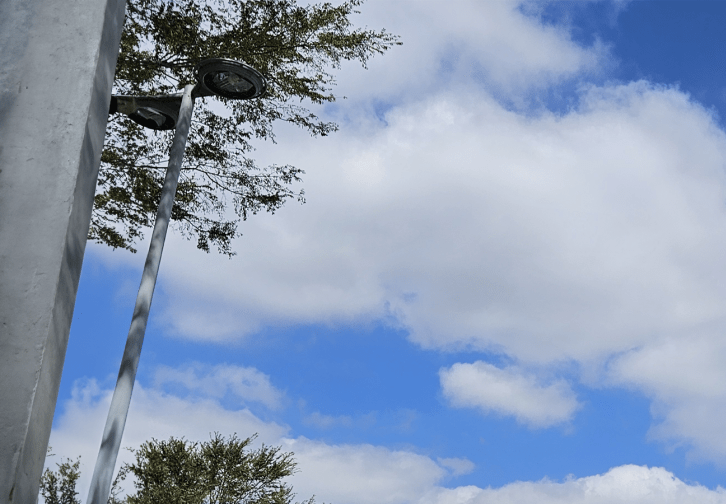 blue light emergency tower